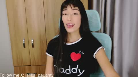 Lisa  online show from May 1, 6:46 pm