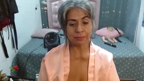 lalisha online show from September 18, 2:37 am