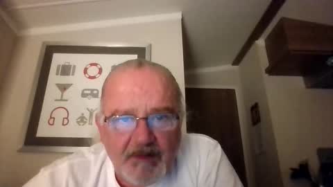 Snapshot of lamabama chatting on October 19, 10:03 pm lamabama online show from October 19, 10:03 pm