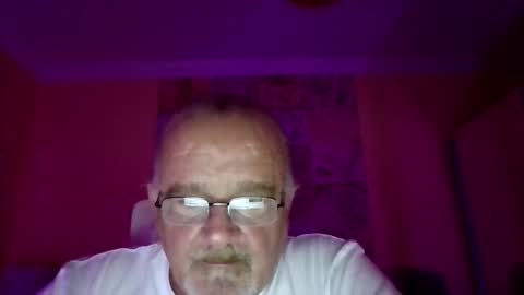 Snapshot of lamabama chatting on October 6, 10:49 pm lamabama online show from October 6, 10:49 pm