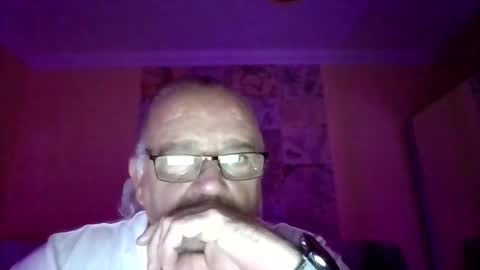 Snapshot of lamabama chatting on September 18, 10:14 pm lamabama online show from September 18, 10:14 pm