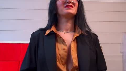 LanaBanner online show from February 11, 5:55 am