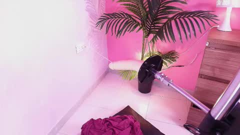 LANA online show from October 26, 4:24 am