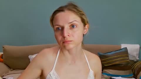 Snapshot of lanaangeldream chatting on September 13, 12:29 pm Lana online show from September 13, 12:29 pm