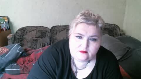 lanacat555 online show from March 10, 7:07 pm