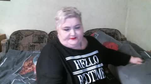 lanacat555 online show from March 3, 4:58 pm