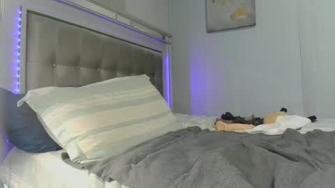 Snapshot of lanalava chatting on February 7, 3:08 pm Lana Lava online show from February 7, 3:08 pm