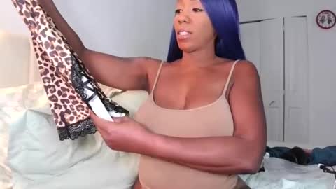 Snapshot of lanalava chatting on October 13, 2:19 pm Lana Lava online show from October 13, 2:19 pm