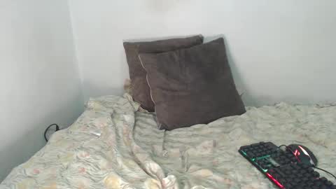 lanarave online show from February 21, 8:07 am