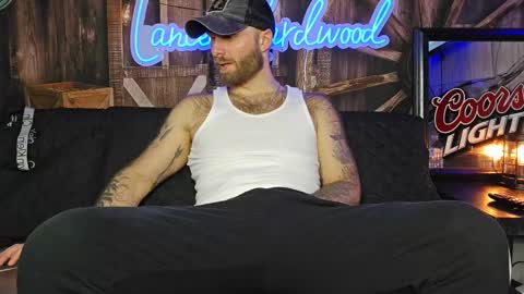 Snapshot of lancehardwood222 chatting on March 4, 1:23 am LANCE online show from March 4, 1:23 am