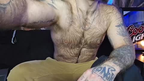 Snapshot of lancehardwood222 chatting on January 24, 1:45 am LANCE online show from January 24, 1:45 am