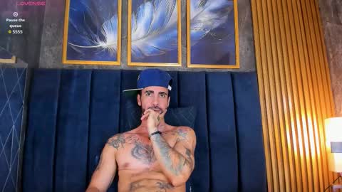 Lancelot Benwick online show from February 26, 10:35 pm