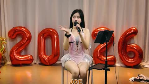 lankwaifong_cindy online show from February 5, 7:01 am