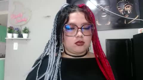 LANNA online show from January 11, 12:11 pm