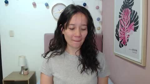 Lanna online show from November 18, 2:42 pm