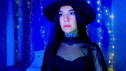 LANNIE   online show from January 13, 1:57 am