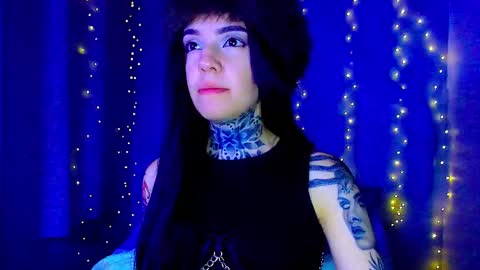 LANNIE   online show from January 7, 1:10 am