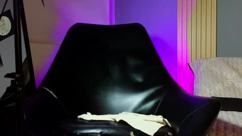 la paisita  online show from January 31, 9:27 am