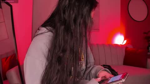 Lara Madisson online show from November 14, 7:10 am