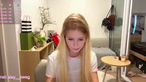 Stella online show from March 19, 10:21 am