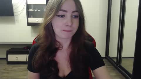 Laralianna online show from February 16, 5:48 pm