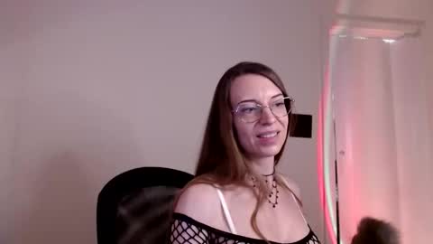 larawintersxxx online show from June 4, 8:26 pm