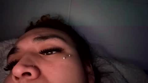 lareinapussy online show from March 19, 5:57 am