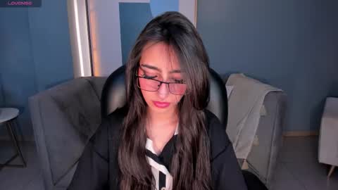 Larisa Smirnov online show from October 29, 4:47 am