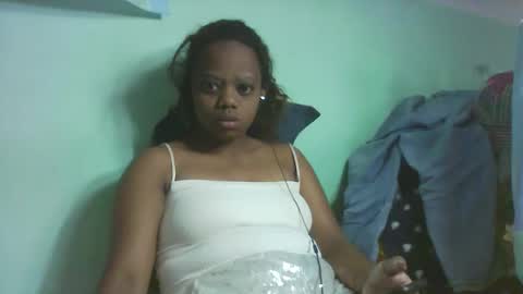 larissa645771 online show from November 3, 2:18 pm