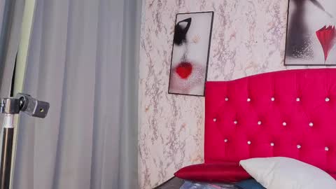 larissa_antonella online show from April 13, 7:56 am