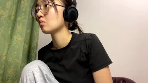 Aiko online show from December 14, 2:23 pm