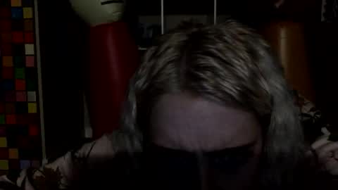 Roxy blue online show from February 26, 2:31 pm