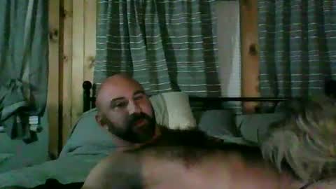 latexcouple2025 online show from September 14, 2:25 am