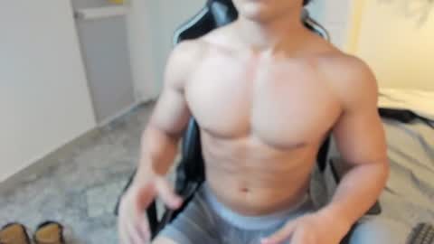 latin_beastx online show from June 10, 8:40 pm