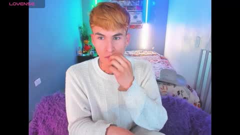 latin_boysxxx_ online show from March 11, 3:09 am