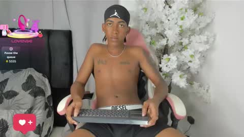 kay online show from March 20, 10:15 pm