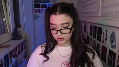 miiiiiiaaaa online show from February 9, 12:06 am