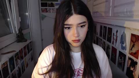 miiiiiiaaaa online show from January 13, 5:12 am