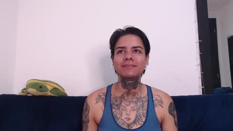 Alex online show from December 25, 7:24 pm