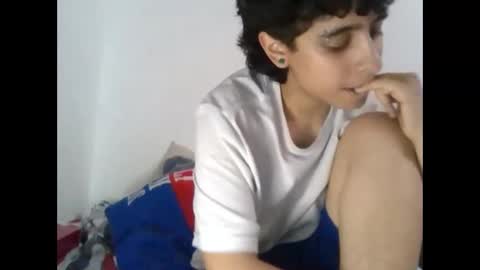 latinheatx22 online show from May 13, 11:58 pm