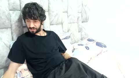 latinlustandfrenchkiss online show from June 4, 2:23 pm