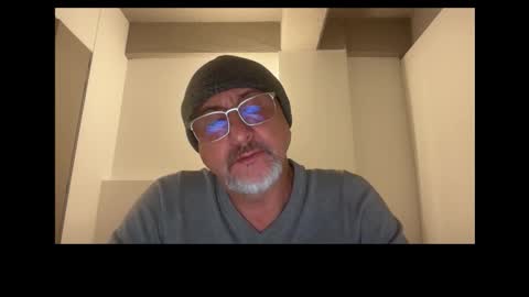 QS - INDEPENDENT MODEL online show from September 11, 1:18 am