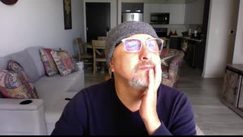 QS - INDEPENDENT MODEL online show from February 23, 5:29 pm