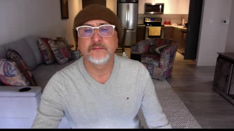 QS - INDEPENDENT MODEL online show from February 28, 7:46 pm