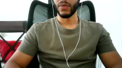 latinromeo1a online show from June 8, 5:25 pm