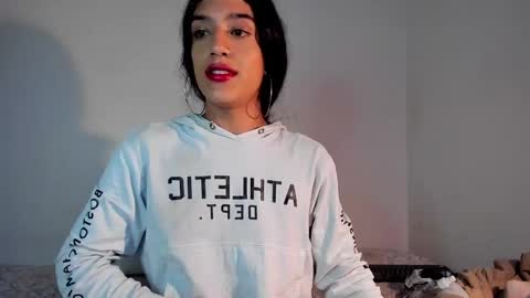 latinsecretfantasy online show from February 24, 1:46 am