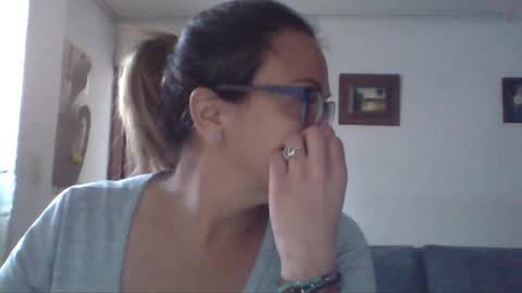 Laura online show from February 20, 4:31 pm