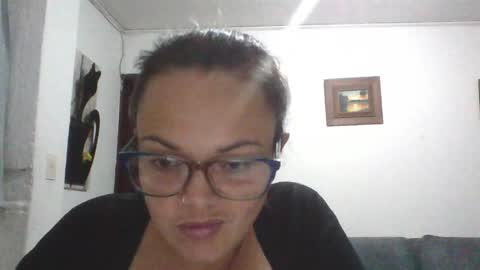 Laura online show from February 12, 12:14 am