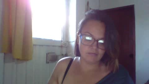 Laura online show from June 10, 10:19 pm