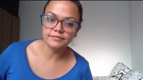 Laura online show from February 6, 9:50 pm